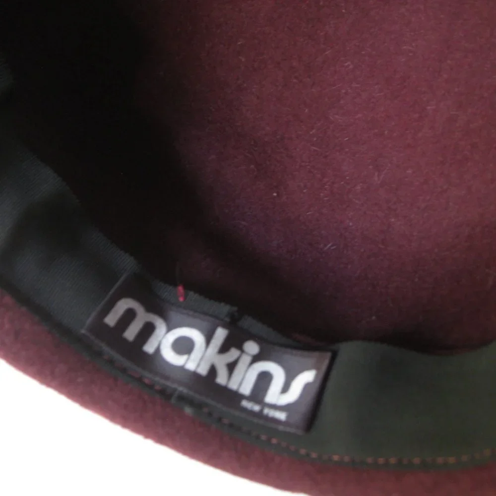 Vintage l 80s Makins New York Maroon Felted Wool Round Crown Classic Derby Hat - Picture 5 of 7